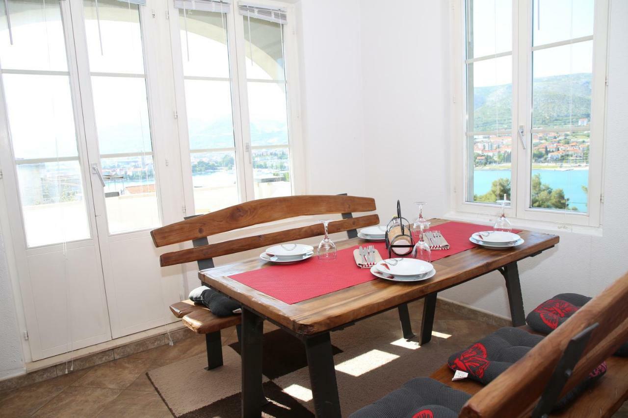Apartment Poseidon Трогир Экстерьер фото